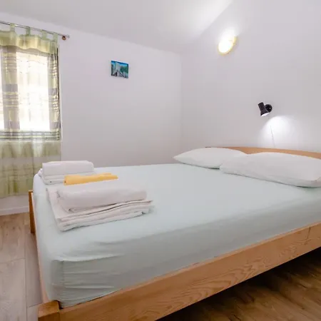 아파트 Seaview Retreat Jagodna - 3 Bedroom 스베타 네델자